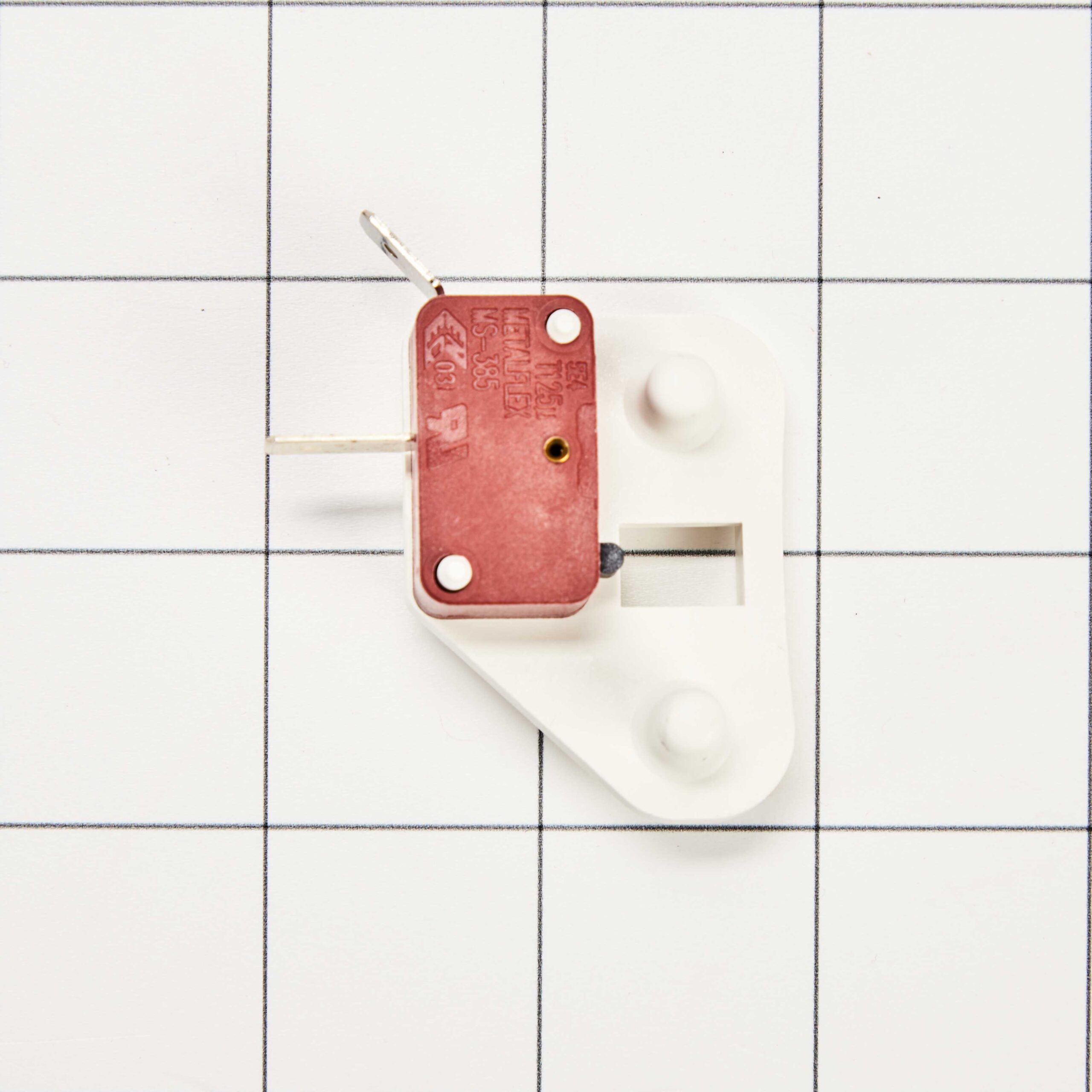 WP8182530 Whirlpool Door Switch - Image 3