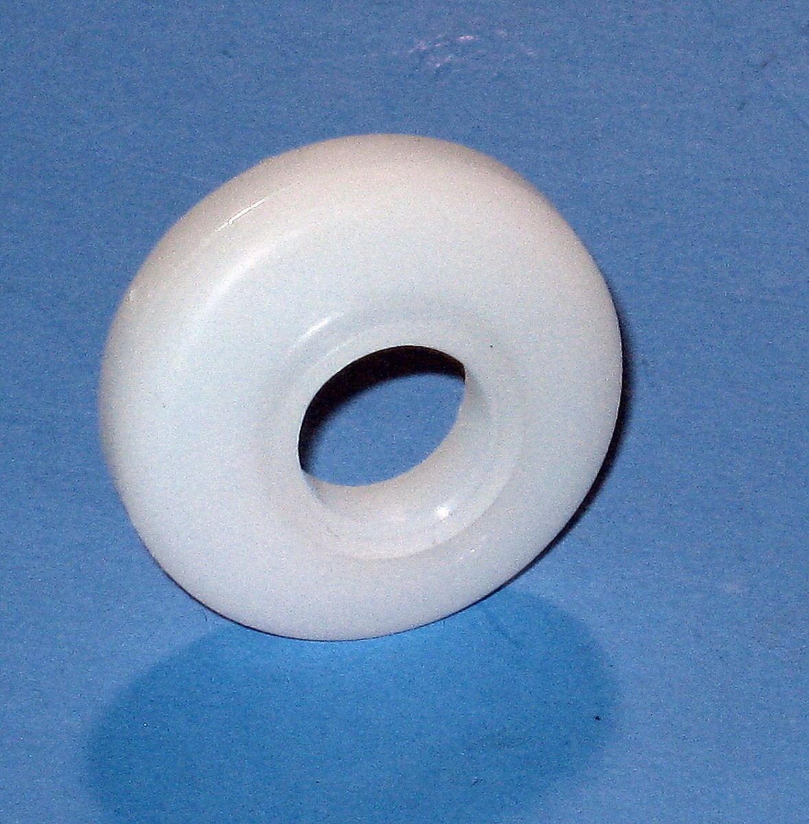 WP74004078 Whirlpool Roller- Door