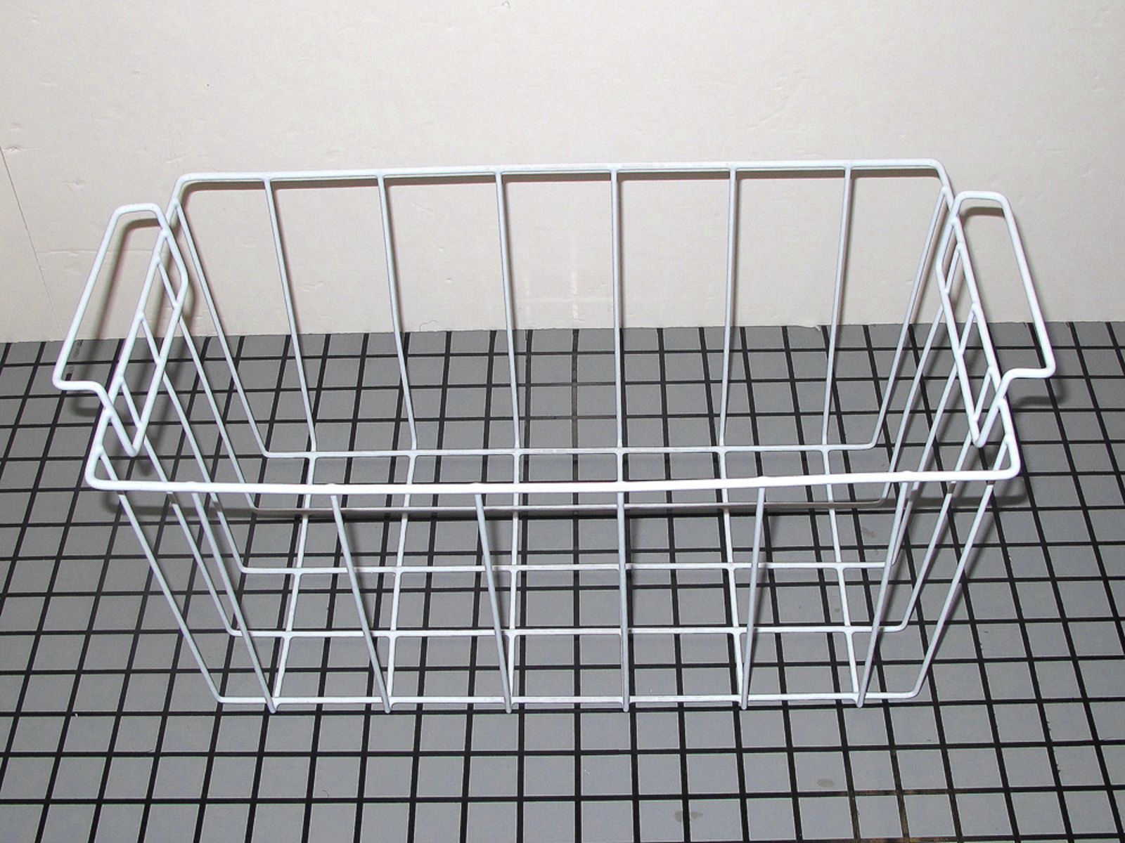 5304439835 Frigidaire/Electrolux Refrigerator Basket