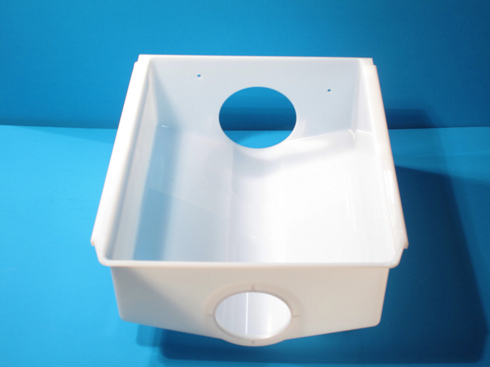 WPW10670845 Whirlpool Refrigerator Ice Container