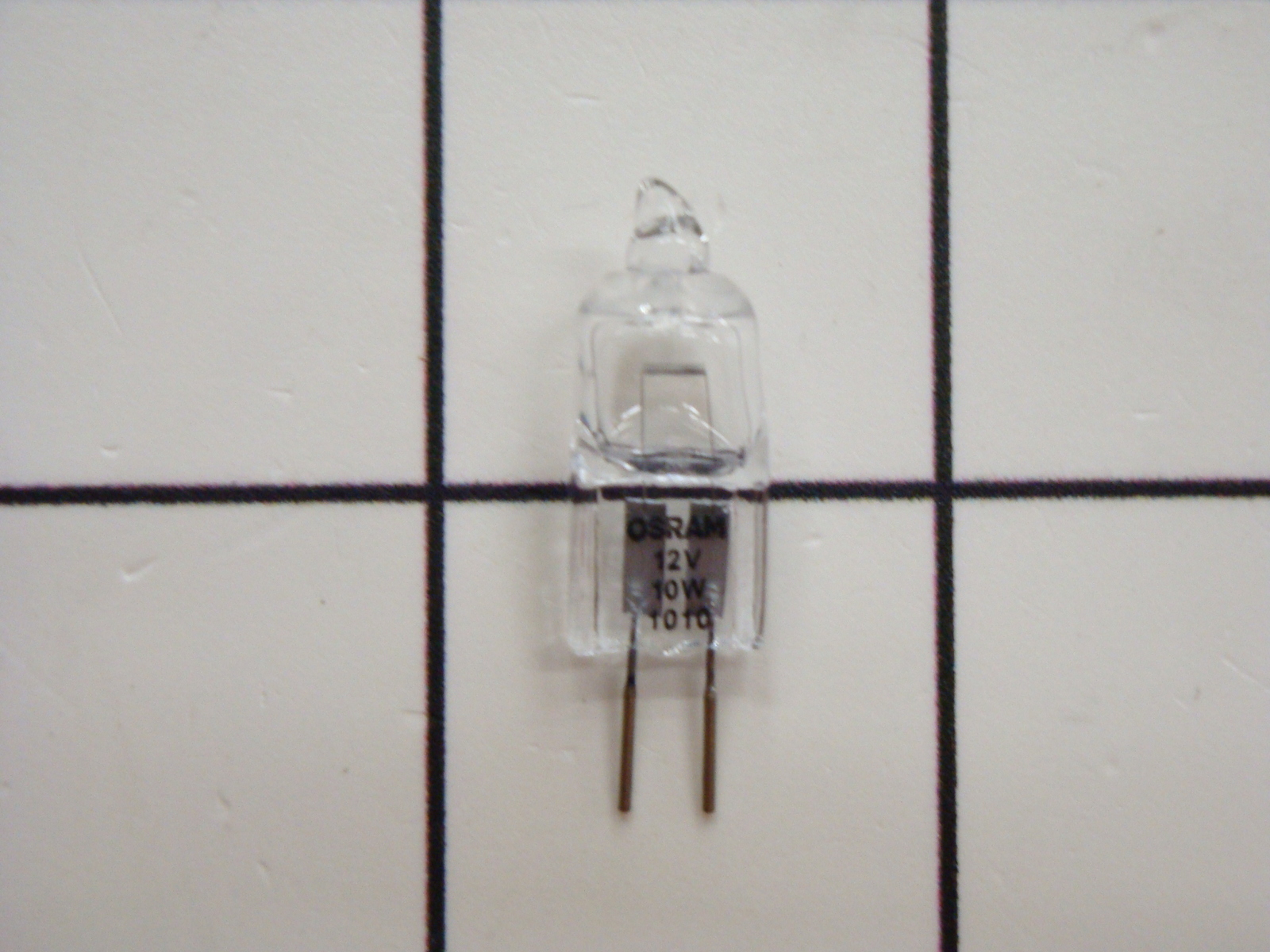 8204670 Whirlpool Microwave Halogen Lamp 10W 12V